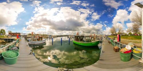 Fischerboote in Strande